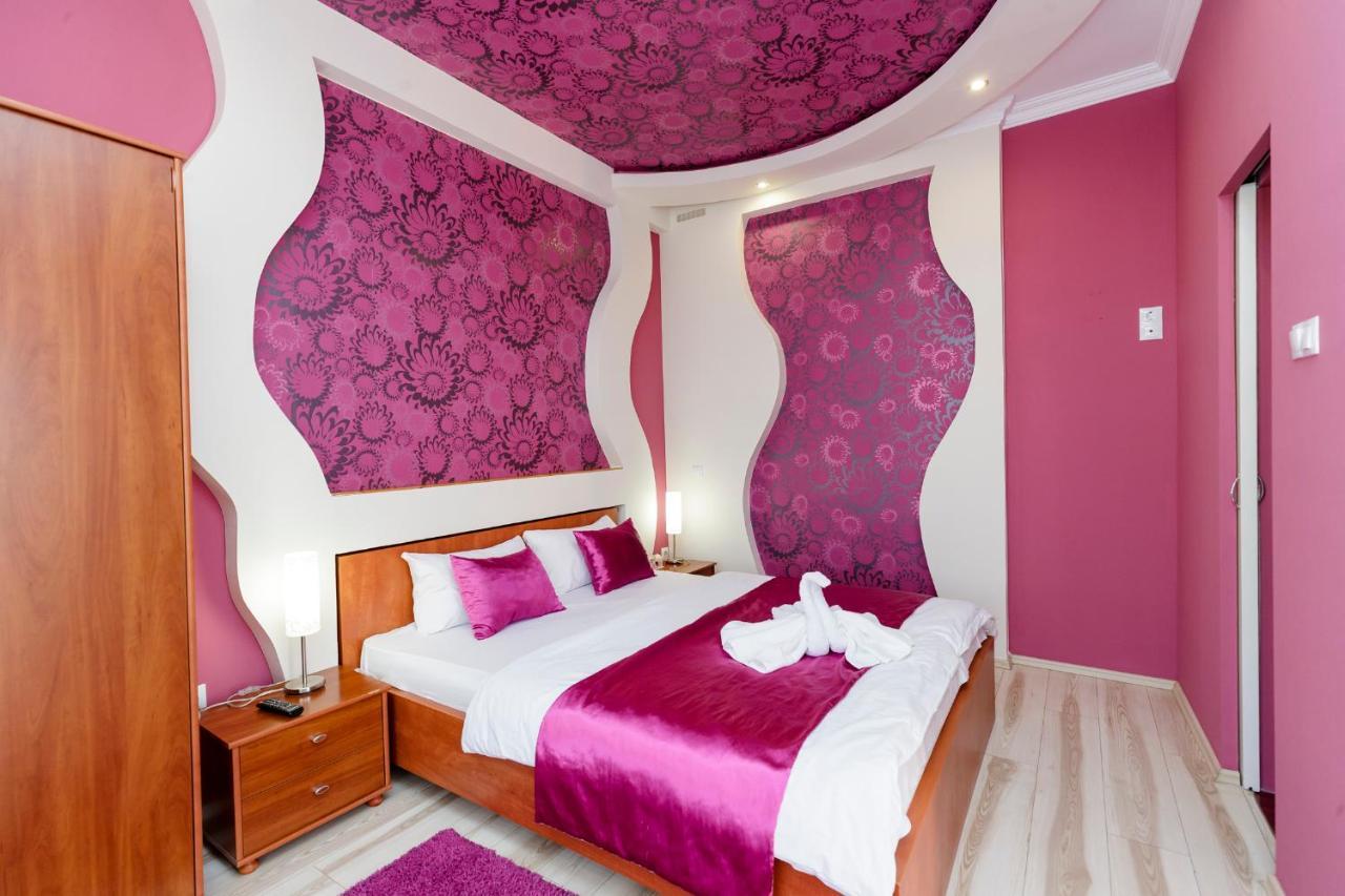 Almafa Apartmanhaz เอ็กเกอร์ ภายนอก รูปภาพ